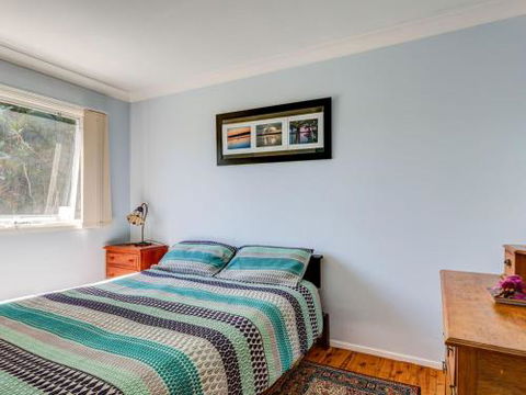 SORRENTO LAKESIDE Sanctuary Point 4pm Check Out Sundays - Accommodation Perth 6
