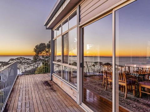 Sea Point At Hyams Beach 4pm Check Out Sundays - Accommodation Perth 0