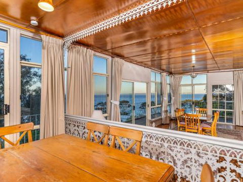 Sea Point At Hyams Beach 4pm Check Out Sundays - Accommodation Perth 2