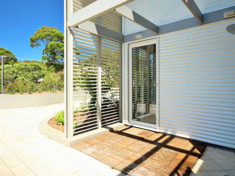 Shorelines At Hyams 4pm Check Out Sundays - Accommodation Perth 1