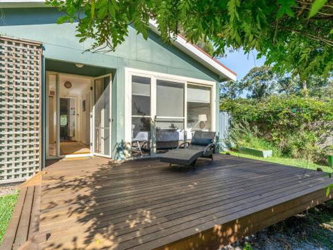 Tapalla Point At Huskisson 4pm Check Out Sundays - Accommodation Perth 0