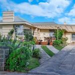 Bloom On Sackville Opt1 - Accommodation Perth 0