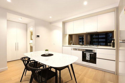 Orange Stay At Melbourne Quarter - Accommodation Perth 6