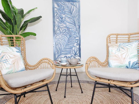 April 19 4 Bedroom Home On Canal With Pool Pontoon Aircon & WiFi! - Perth Resorts 1