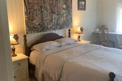 Hilltop Gallery - Accommodation Perth 0