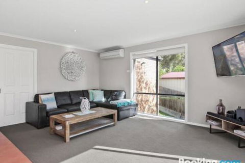 Rye Poolside Escape - Accommodation Perth 0