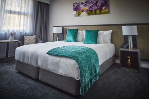 The Remington Orange - Perth Resorts 3