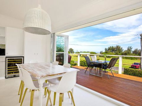 Arklow I Pet Friendly With Ocean Views - Perth Resorts 0