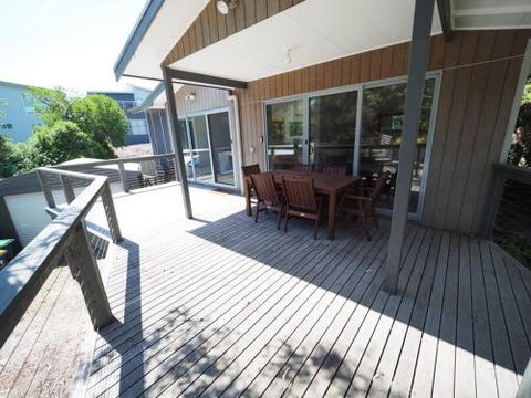 Sleepy Hollow Sandy Point - Perth Resorts 0