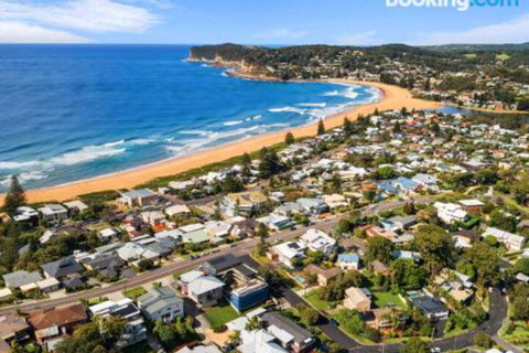 Beachfront Delight 14b Bareena Avenue - Accommodation Perth 0