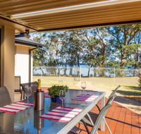 Loralyn in Sanctuary Point 4pm Check Out Sundays - Perth Resorts