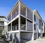 Drift Beach House - Perth Resorts