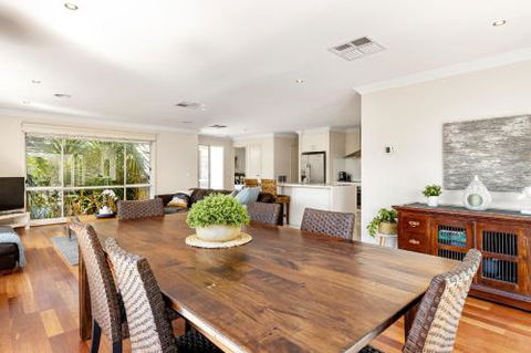 Rosebud Seaside Accommodation - Accommodation Perth 0