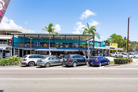 Airlie Sun & Sand Accommodation 2 - Accommodation Perth 0
