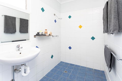 Airlie Sun & Sand Accommodation 2 - Accommodation Perth 5