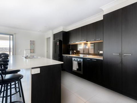 Ningadhun 50 The Drive Yamba - Accommodation Perth 0