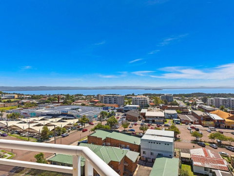 Mariners Highrise Apartment 902 - Accommodation Perth 6