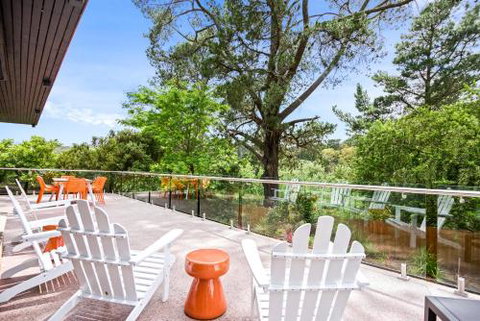Villa Locarno - Accommodation Perth 0