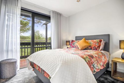 Villa Locarno - Accommodation Perth 1