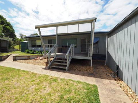 27 Beach Parade Sandy Point - Perth Resorts 0