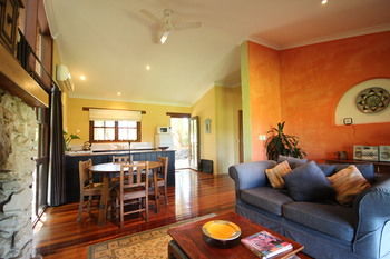 Galnyamba.Friday Creek Retreat - Accommodation Perth 0
