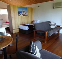 22 Korora Palms 1 Bedroom Bure - Perth Resorts