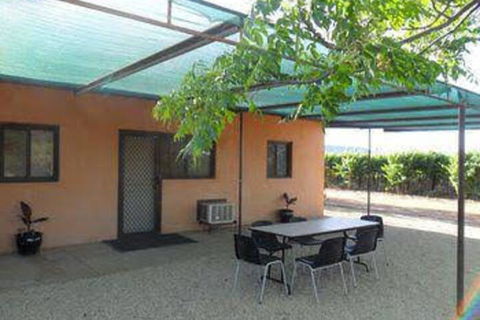 The Pickers Hut - Accommodation Perth 2