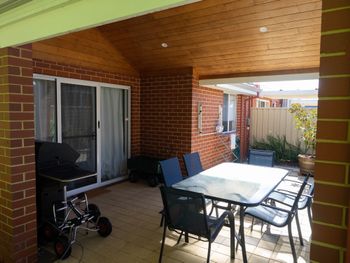 Oceanside Retreat Busselton - Perth Resorts 6