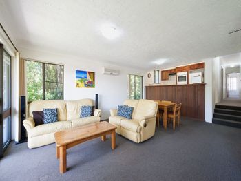 Tradewinds Unit 1 / 110 Victoria Parade - Accommodation Perth 4