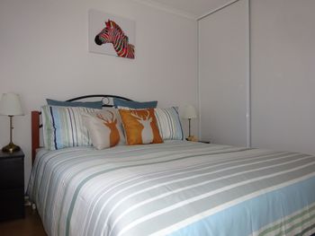 Selene Holiday Apartment AtWest Beach - Accommodation Perth 4