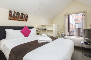 Sydney Harbor Town Houses Carahers Ln - Accommodation Perth 2