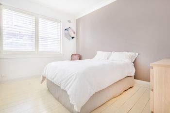 Picturesque Bellevue Hill 2BR Apt H452 - Perth Resorts 4