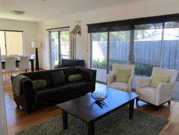Waterside No 9 Blackwood Retreat - Perth Resorts 2