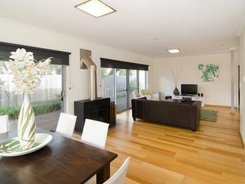 Waterside No 9 Blackwood Retreat - Perth Resorts 4