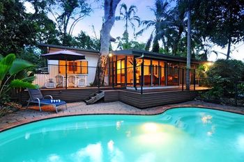 The Oak Beach Beachhouse - Accommodation Perth 0