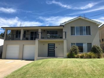 Ocean House At Mollymook - Accommodation Perth 0