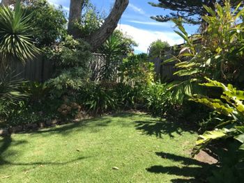 Ocean House At Mollymook - Accommodation Perth 6