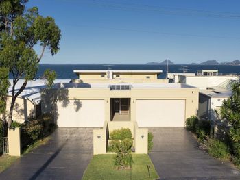 Soldiers Point Road 2 163 Seaside Splendour - Accommodation Perth 6