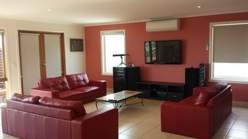 Holiday Makers - Accommodation Perth 1