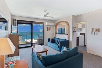 Triview Unit 10 1 Mitchell Street - Accommodation Perth 5