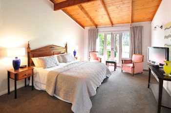 Araluen Lodge & Villas - Accommodation Perth 4
