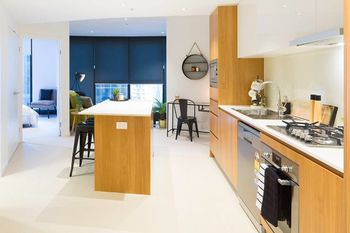 Brand New Heart Of City Executive Apartment - Accommodation Perth 3