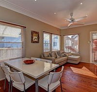 Ocean Parade by the Beach Unit - Accommodation Perth