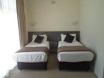 Oriana Motor Inn - Perth Resorts 2