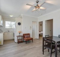 Renovated Apartment with pool - Accommodation Perth