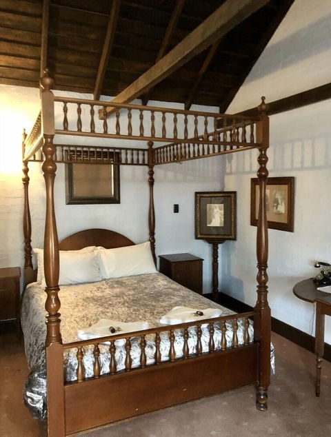 Settlers Hotel York - Accommodation Perth 2