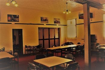 Caledonian Hotel - Perth Resorts 6