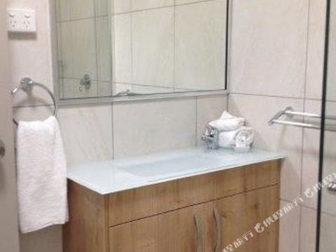 BEST WESTERN CASTLE LODGE MOTEL - Accommodation Perth 3