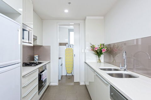 Astra Apartments Miller Street - Perth Resorts 4