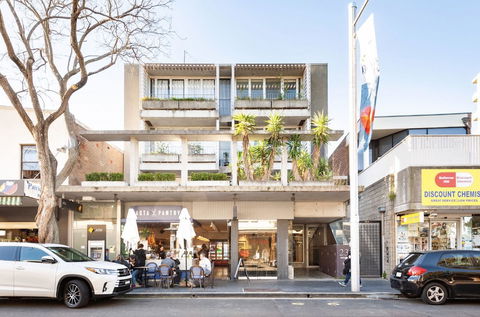 Bellevue Hill Designer - Accommodation Perth 1